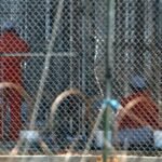 TRUMP PROPONE ENVIAR A MIGRANTES INDOCUMENTADOS A GUANTÁNAMO