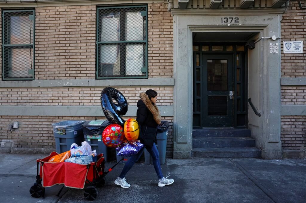 NIÑOS INDOCUMENTADOS ENFRENTAN MIEDO A LAS DEPORTACIONES EN ESCUELAS