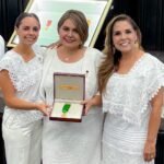 ATESTIGUA ANA PATY PERALTA ENTREGA DE MEDALLA AL MÉRITO DISTINGUIDA QUINTANARROENSE “MARÍA CRISTINA SANGRI AGUILAR”