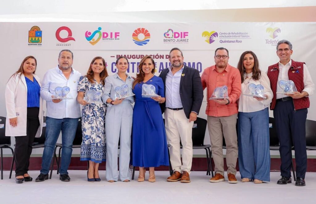 INAUGURAN ANA PATY PERALTA Y MARA LEZAMA CENTRO DE AUTISMO DIF – TELETÓN CANCÚN