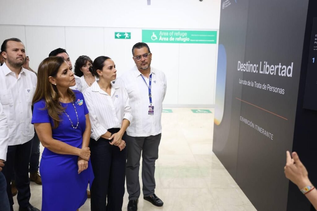ALBERGA AEROPUERTO INTERNACIONAL DE CANCÚN EXPOSICIÓN “DESTINO: LIBERTAD. LA RUTA DE LA TRATA DE PERSONAS”