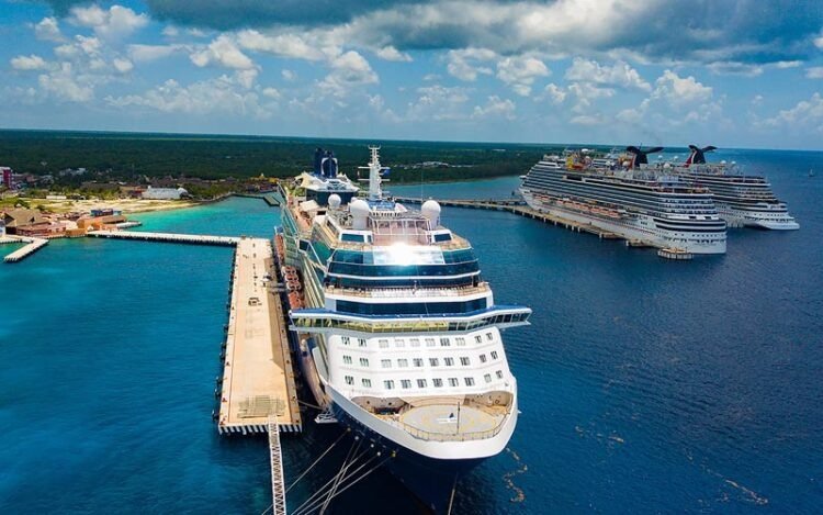 QUINTANA ROO REFUERZA RELACIONES CON NAVIERAS EN FERIA INTERNACIONAL DE CRUCEROS