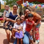 FESTEJA ANA PATY PERALTA DÍA DE LAS NIÑAS Y NIÑOS EN LA SM 249
