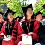 TRUMP BLOQUEA NUEVAS VISAS PARA ESTUDIANTES EXTRANJEROS