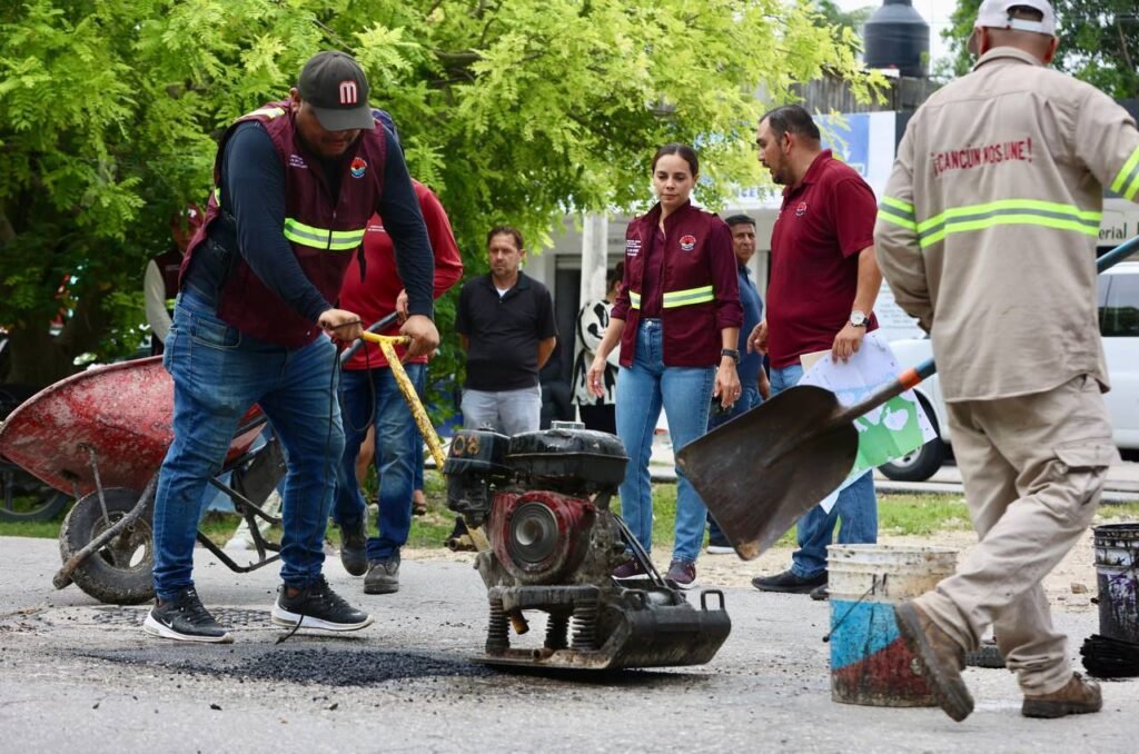 REFUERZA ANA PATY PERALTA MANTENIMIENTO VIAL EN CANCÚN