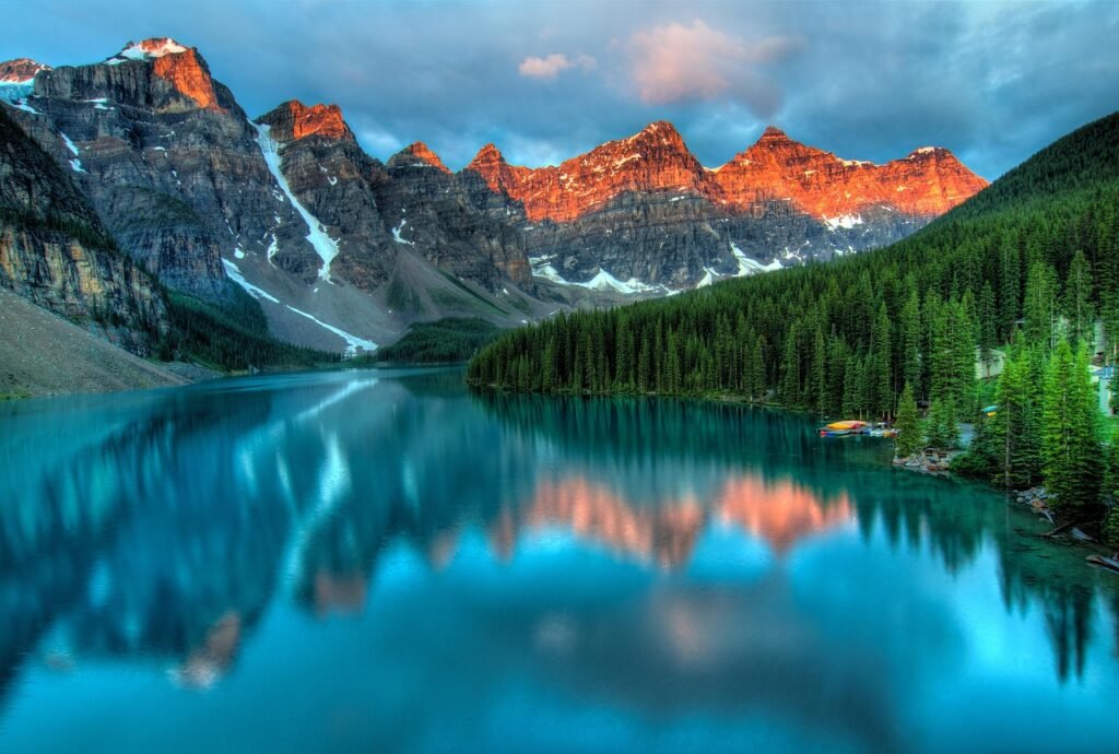 TURISMO EN CANADÁ ALCANZARÁ RÉCORD ECONÓMICO EN 2025, PERO ENFRENTA DESAFÍOS ESTRATÉGICOS