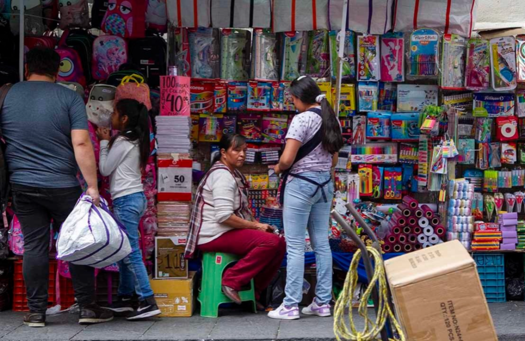 AVANZA EL CONSUMO CON SEÑALES DE DESACELERACIÓN EN LAS VENTAS MINORISTAS