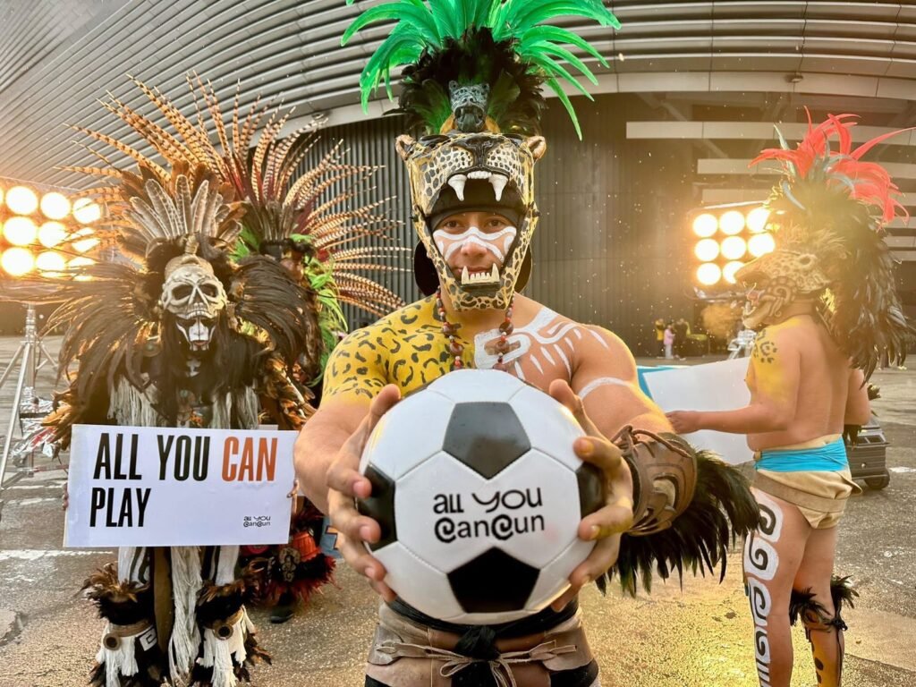 PROMOCIONAN CANCÚN EN ESTADIO SANTIAGO BERNABÉU