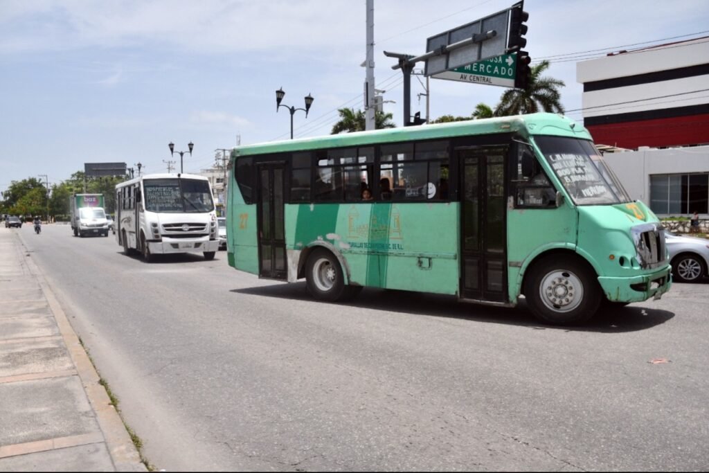 TRANSPORTE MÁS CARO EN CAMPECHE DESATA REACCIONES ENTRE USUARIOS