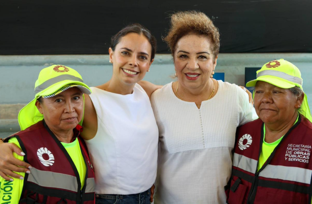 SERVICIOS PÚBLICOS REFUERZA SU IDENTIDAD CON ENTREGA DE UNIFORMES EN CANCÚN
