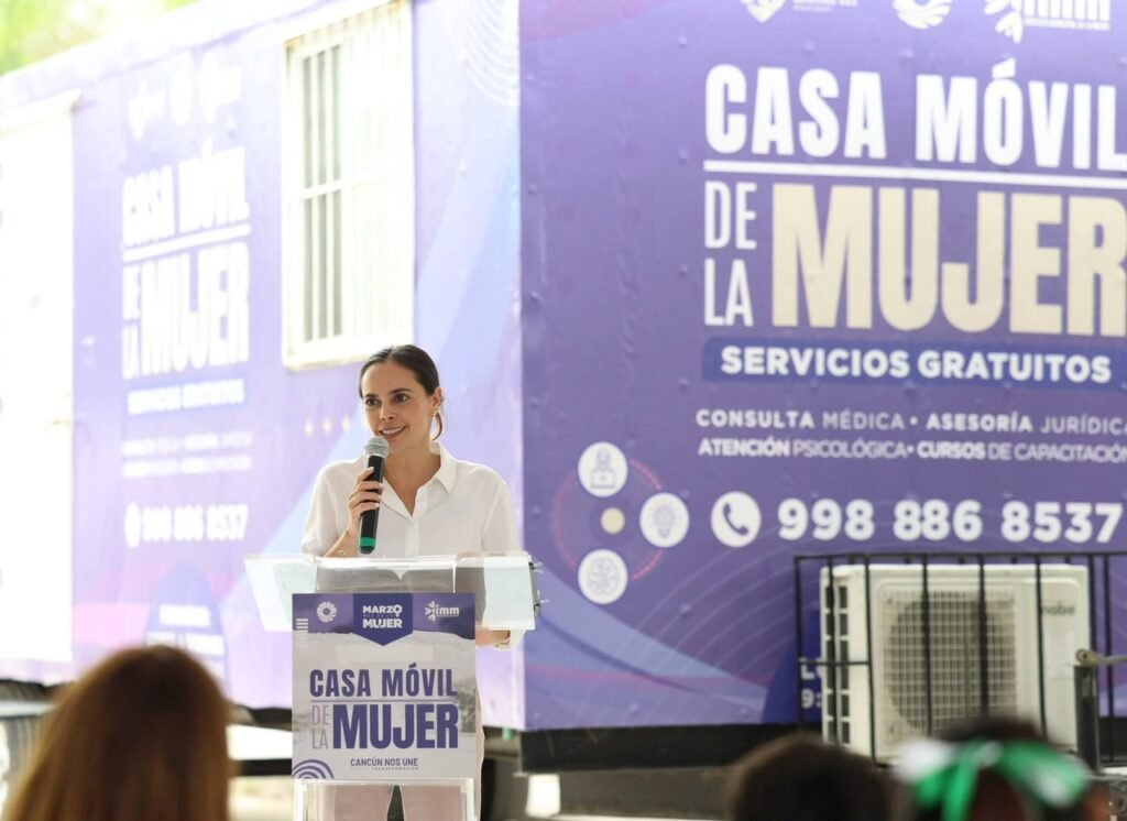 PROMUEVE ANA PATY PERALTA LA DETECCIÓN OPORTUNA DEL CÁNCER DE MAMA EN MUJERES CANCUNENSES